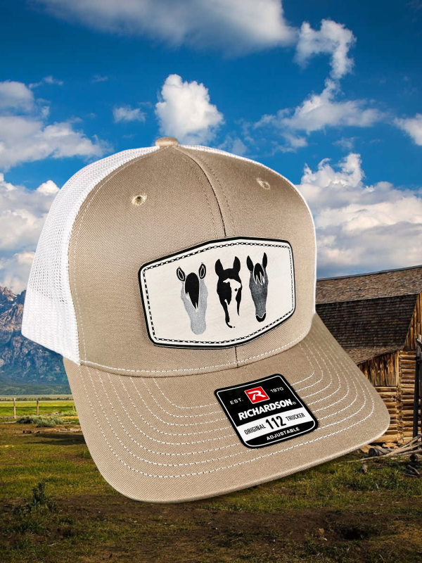 3 horse leatherette patch hat